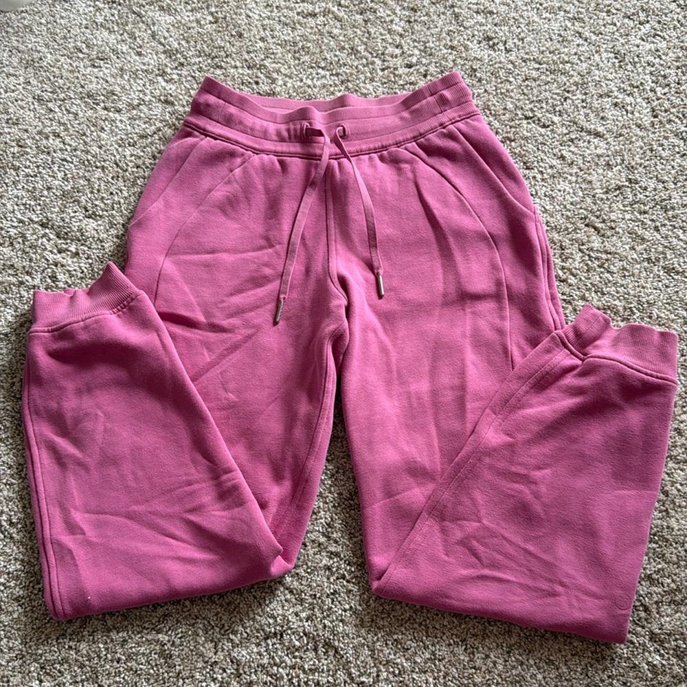 Lululemon joggers